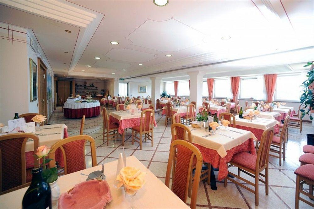 Hotel Belvedere Wellness&Family Baselga di Pinè Exterior foto