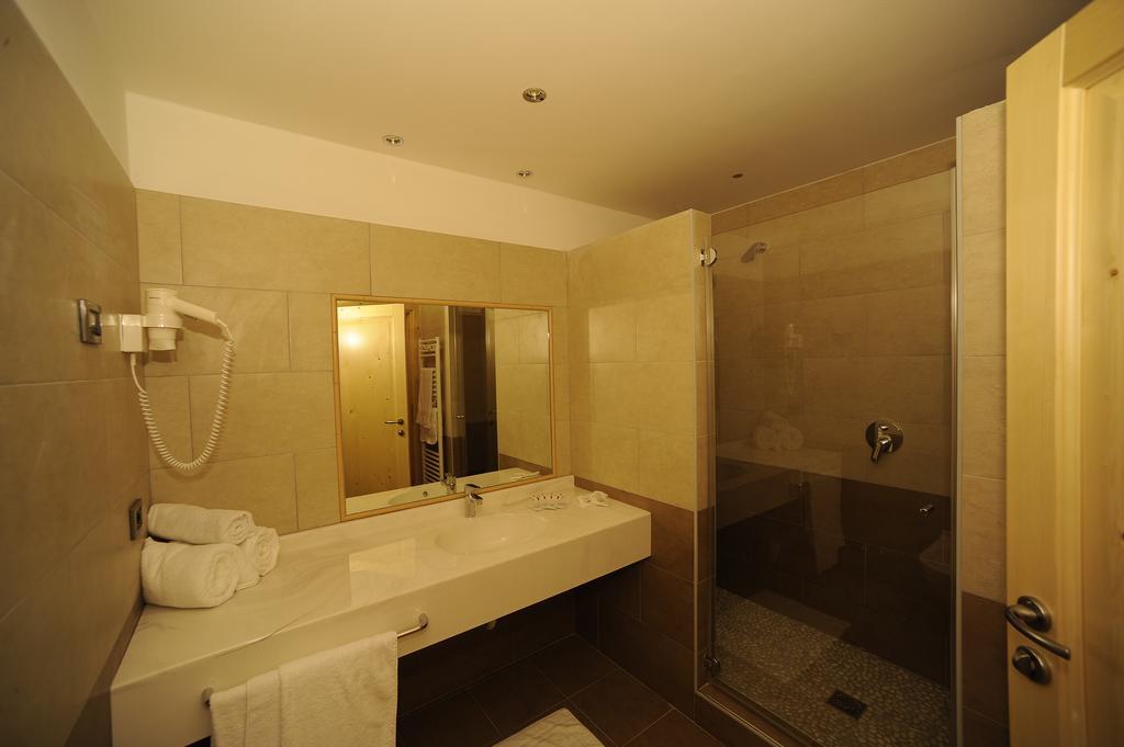 Hotel Belvedere Wellness&Family Baselga di Pinè Exterior foto
